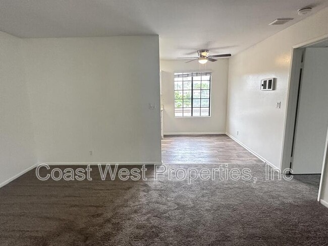 Building Photo - 382 Acacia Ave