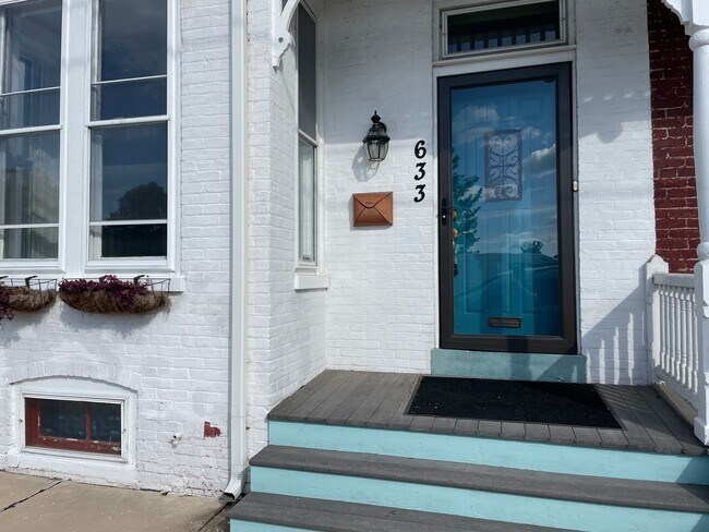 Foto del edificio - Beautifully Renovated Home in Columbia Bor...