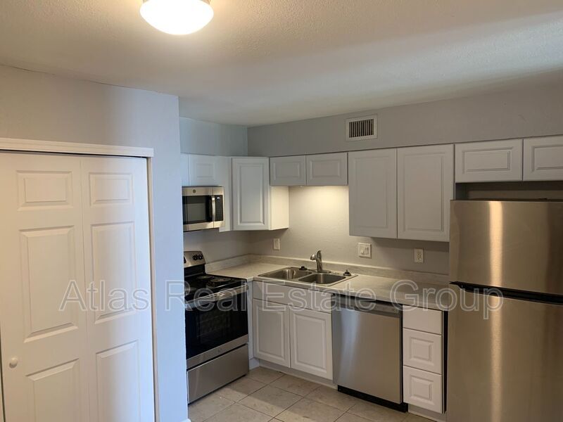 Foto principal - 960 N Jay St
