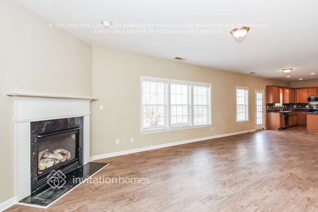 Building Photo - 4019 Kittery Point SW