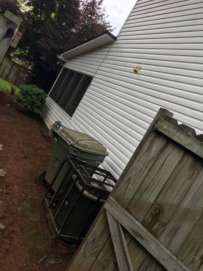 Photo - Cute and Adorable Renovated Townhome