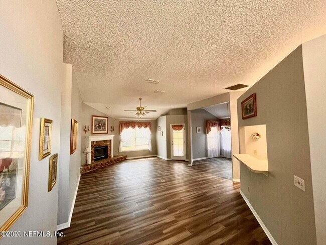 Building Photo - 4066 Bald Eagle Ln