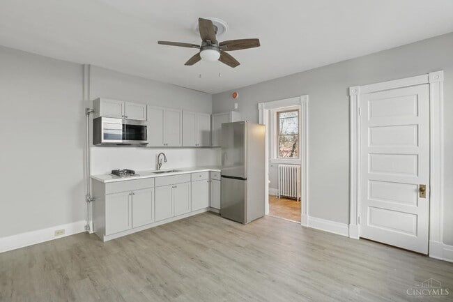 Building Photo - 1212 Bates Ave