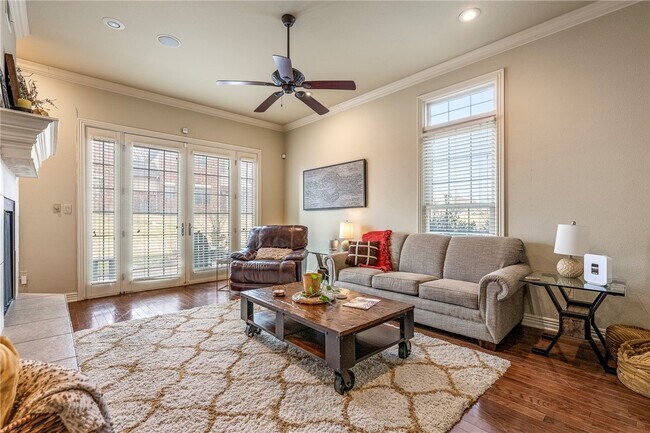 Foto del edificio - 2616 S Everest Ave