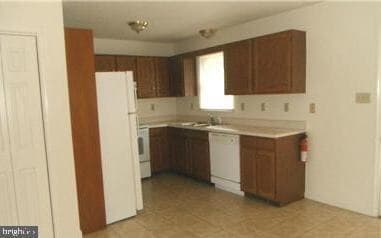 Building Photo - 83 Leatherman Dr