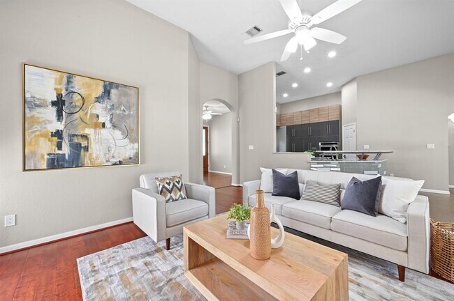 Foto del edificio - 905 Hunter's Creek Dr