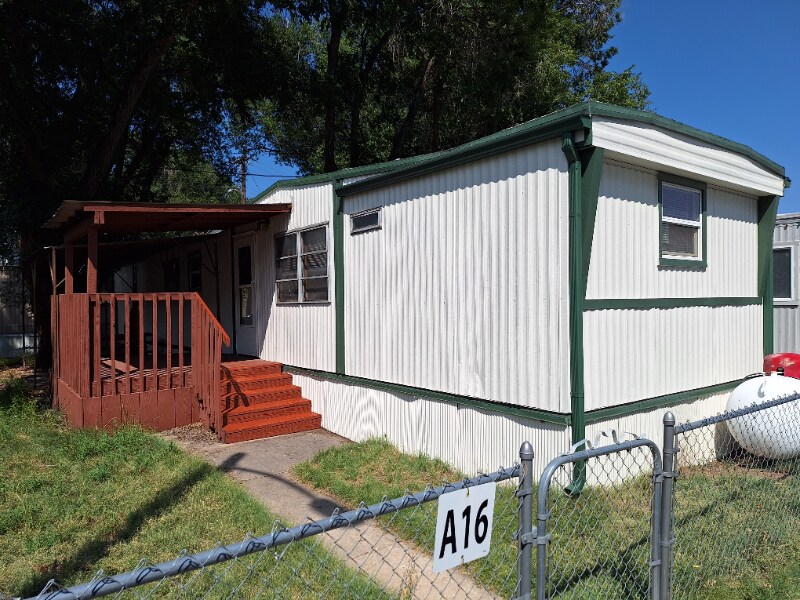 Primary Photo - 3410 N El Paso St