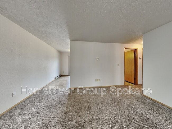 Building Photo - 29 E Mayfair Ct