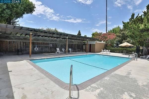 Foto del edificio - 1919 Ygnacio Valley Rd