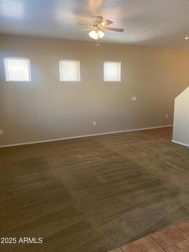 Foto del edificio - 12190 W Belmont Dr