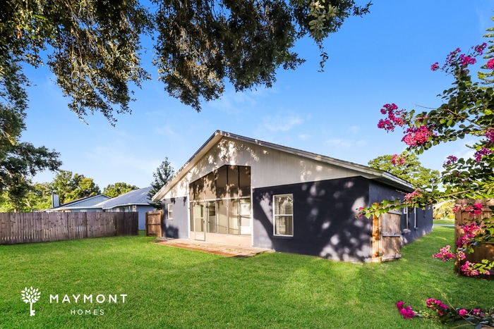 Building Photo - 6235 Vintner Ln