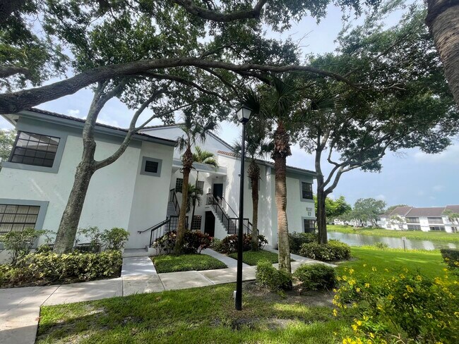 Foto del edificio - 5415 Verona Dr