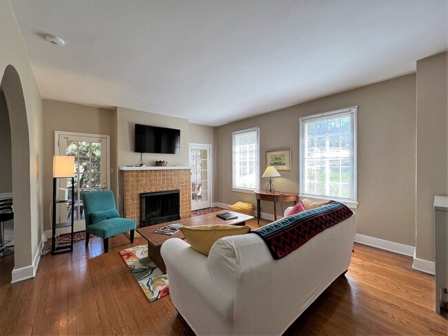 Photo - 4039 Kingston Pike Apartment