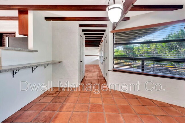 Foto del edificio - 9120 Wakarusa St