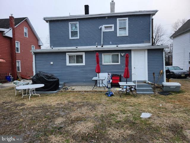 Building Photo - 84 Carpenter St