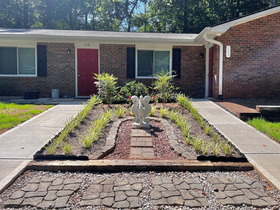 Photo - 115 BOULDER TRAIL | 2 BED 1 BATH WITH AMPLE YARD SPACE