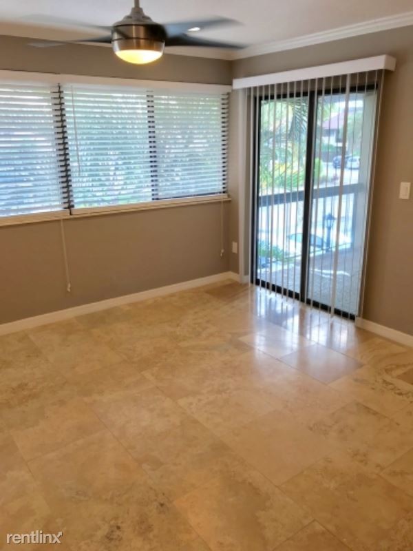 Building Photo - 775 Village Lake Terrace