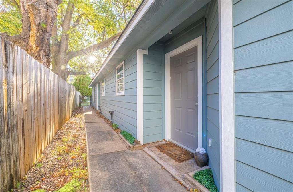 Foto principal - 305 N Ennis St