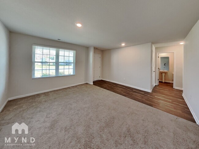 Foto del edificio - 524 Flannel Way