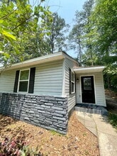 Building Photo - 241 Vallejo Cir