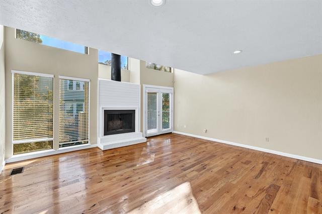 Foto del edificio - 6808 Eastridge Dr