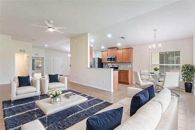 Building Photo - 418 Del Sol Ave