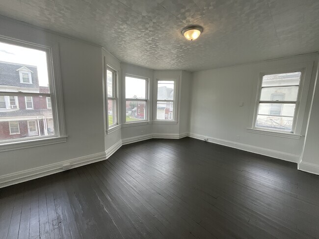 Foto del edificio - 631 Wallace St