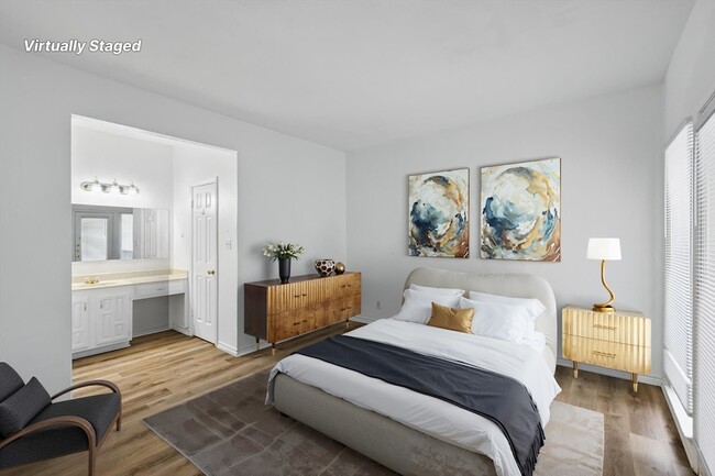 Photo - 3105 San Jacinto St Apartment