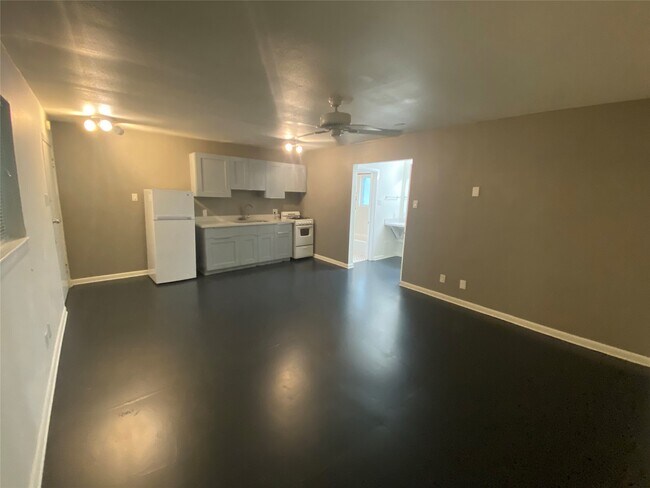 Foto del edificio - 219 W Alabama St