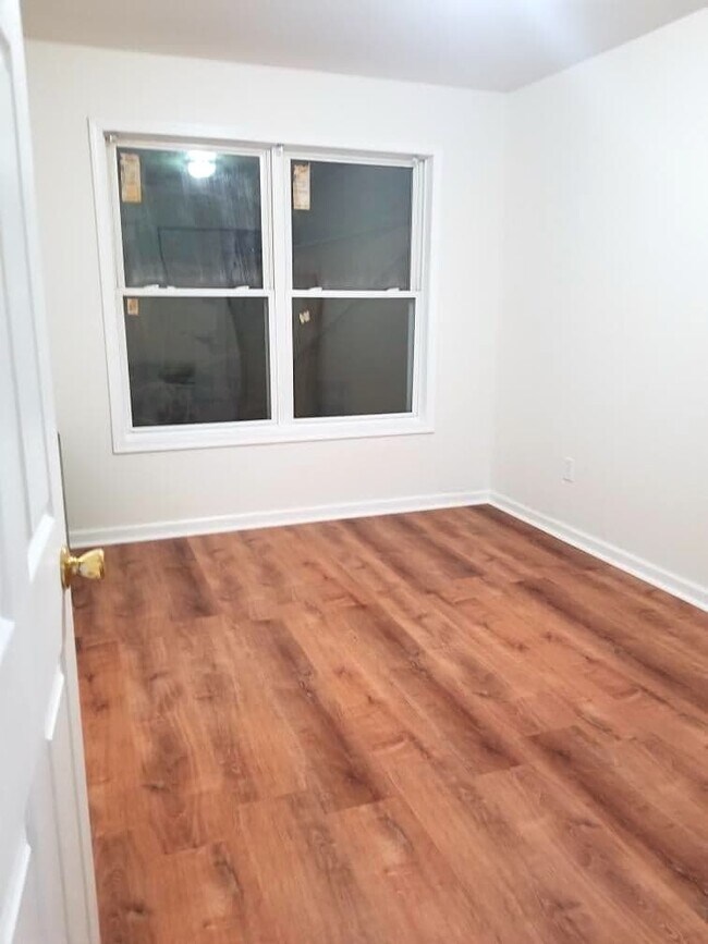 Room 1 - 227 Trenton Ave