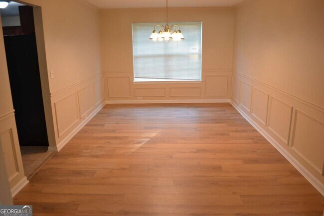 Foto del edificio - 6157 Red Top Loop