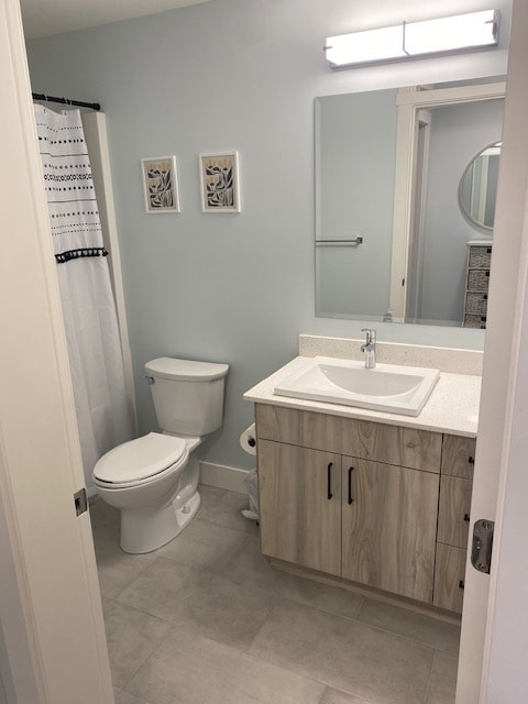 Building Photo - 215 Royal Av