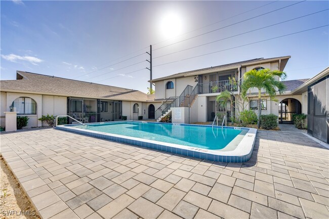 Building Photo - 610 SW 47th Terrace