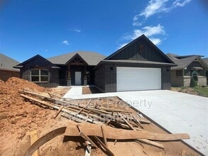 Building Photo - 5012 Misty Wood Ln