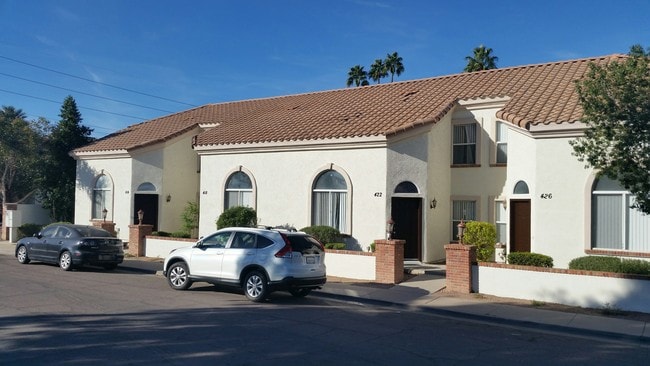 Building Photo - Drew Street Town Homes