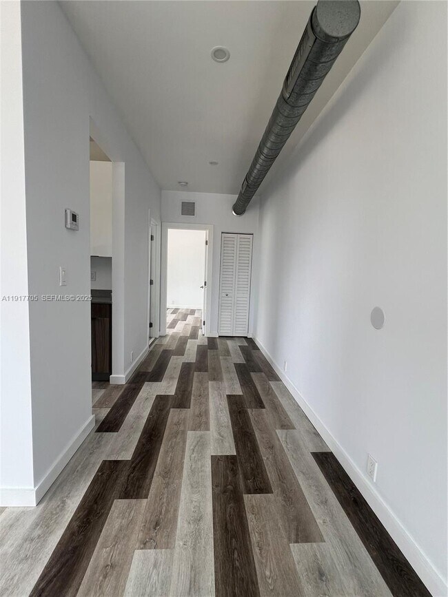 Foto del edificio - 1814 SW 22nd Ave