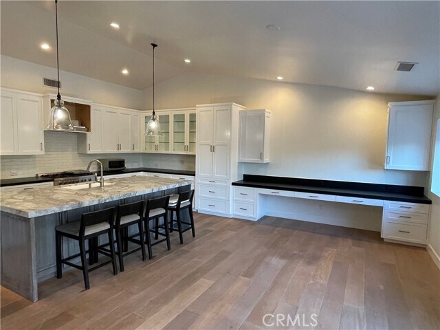 Foto del edificio - 2919 Estancia