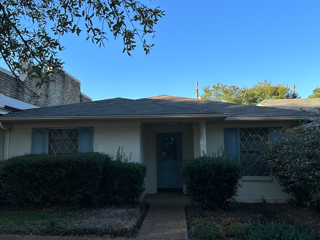 1513 W Fairmont St, Longview, TX 75604 Townhome Rentals in Longview