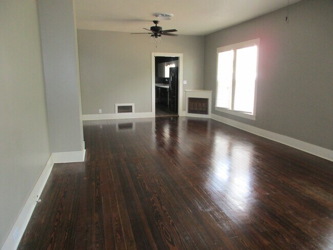 Foto del edificio - Charming Remodeled Home