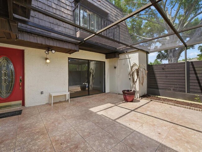 Foto del edificio - 15338 E Pond Woods Dr