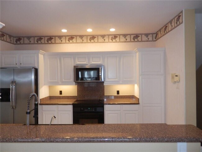 Building Photo - 272 Beachwalk Ln