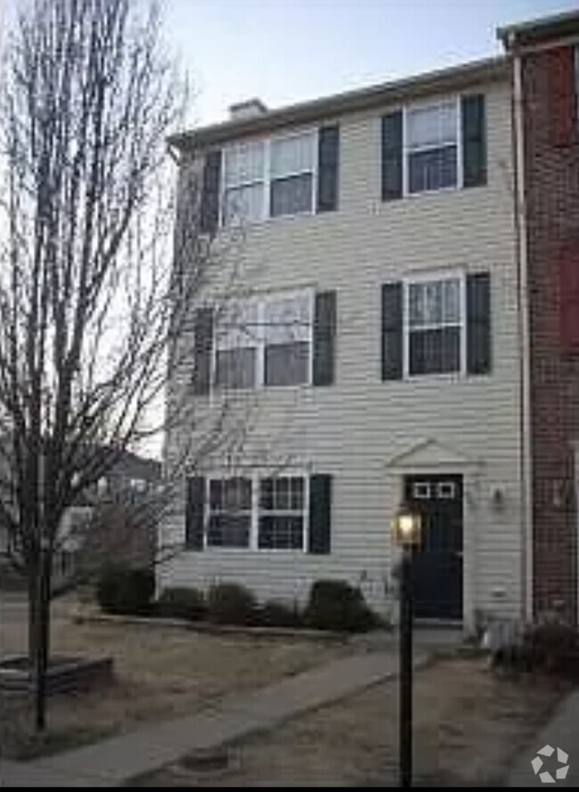 146 Farrell Ln, Fredericksburg, VA 22401 - Townhome Rentals in ...