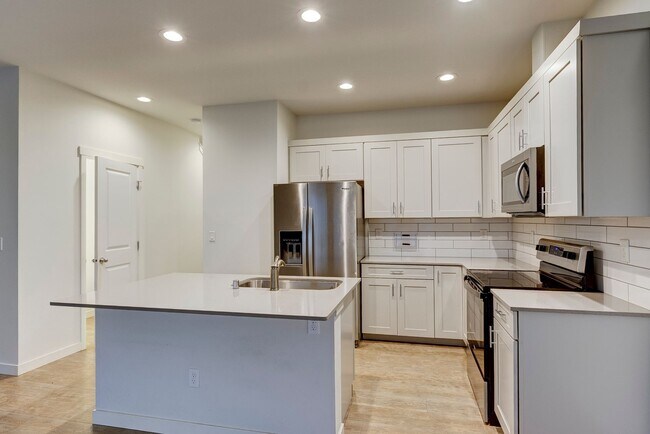 Foto del edificio - 3 Bedroom/2 Bath  townhouse in Kettlecove community