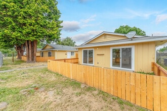 Building Photo - 243 23rd Ave