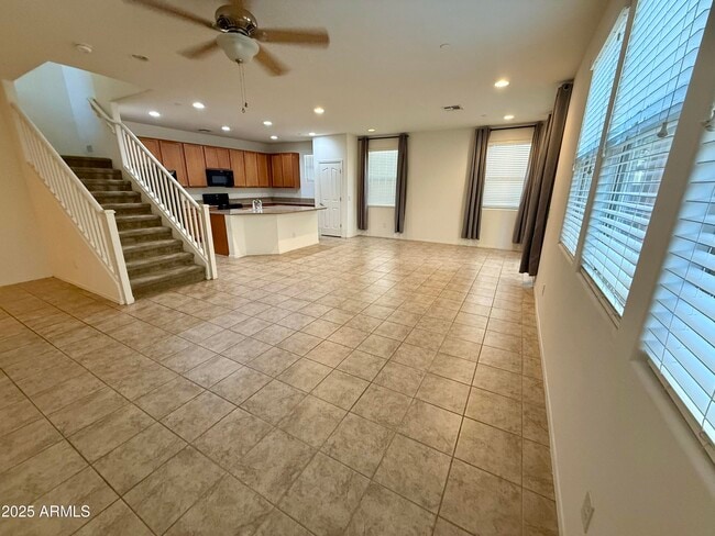 Foto del edificio - 4717 E Betty Elyse Ln