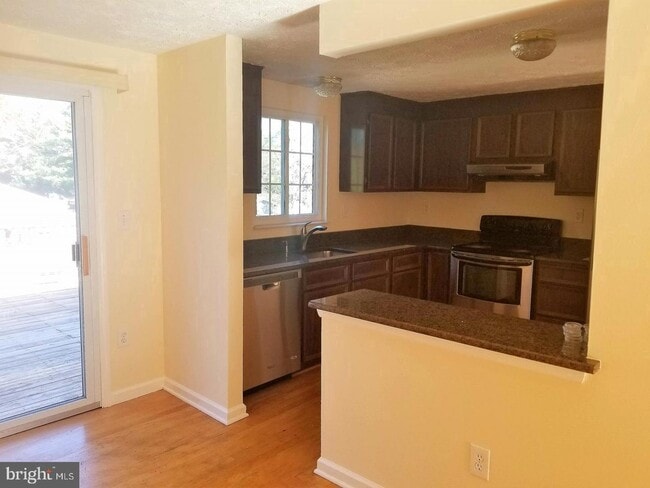 Building Photo - 2900 Ashdown Forest Dr