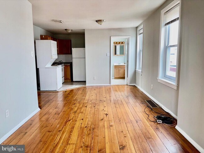 Foto del edificio - 2635 E Lehigh Ave