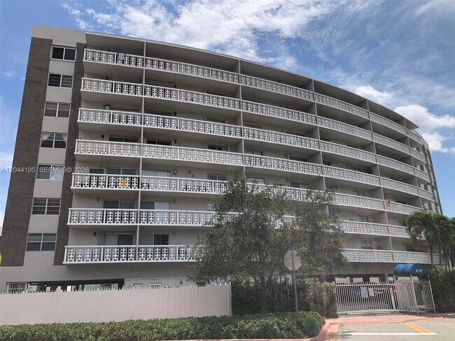 Foto del edificio - 4141 Nautilus Dr