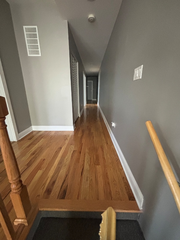 Building Photo - 519 W 65th Pl