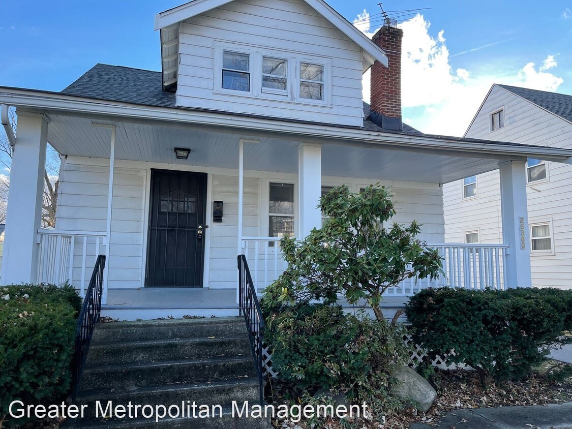 Primary Photo - 3 br, 1 bath House - 26380 Shoreview Avenue